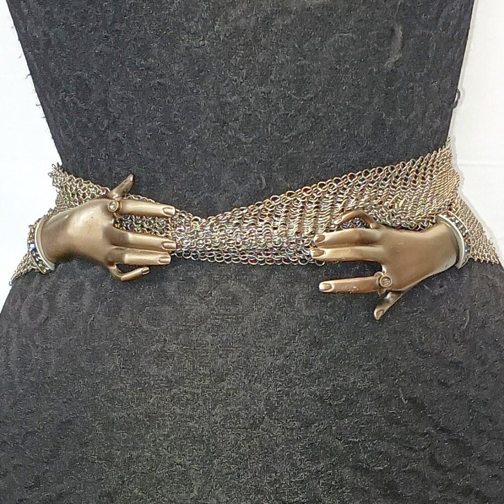 Ferrara Whiting and Davis Versatile Belt